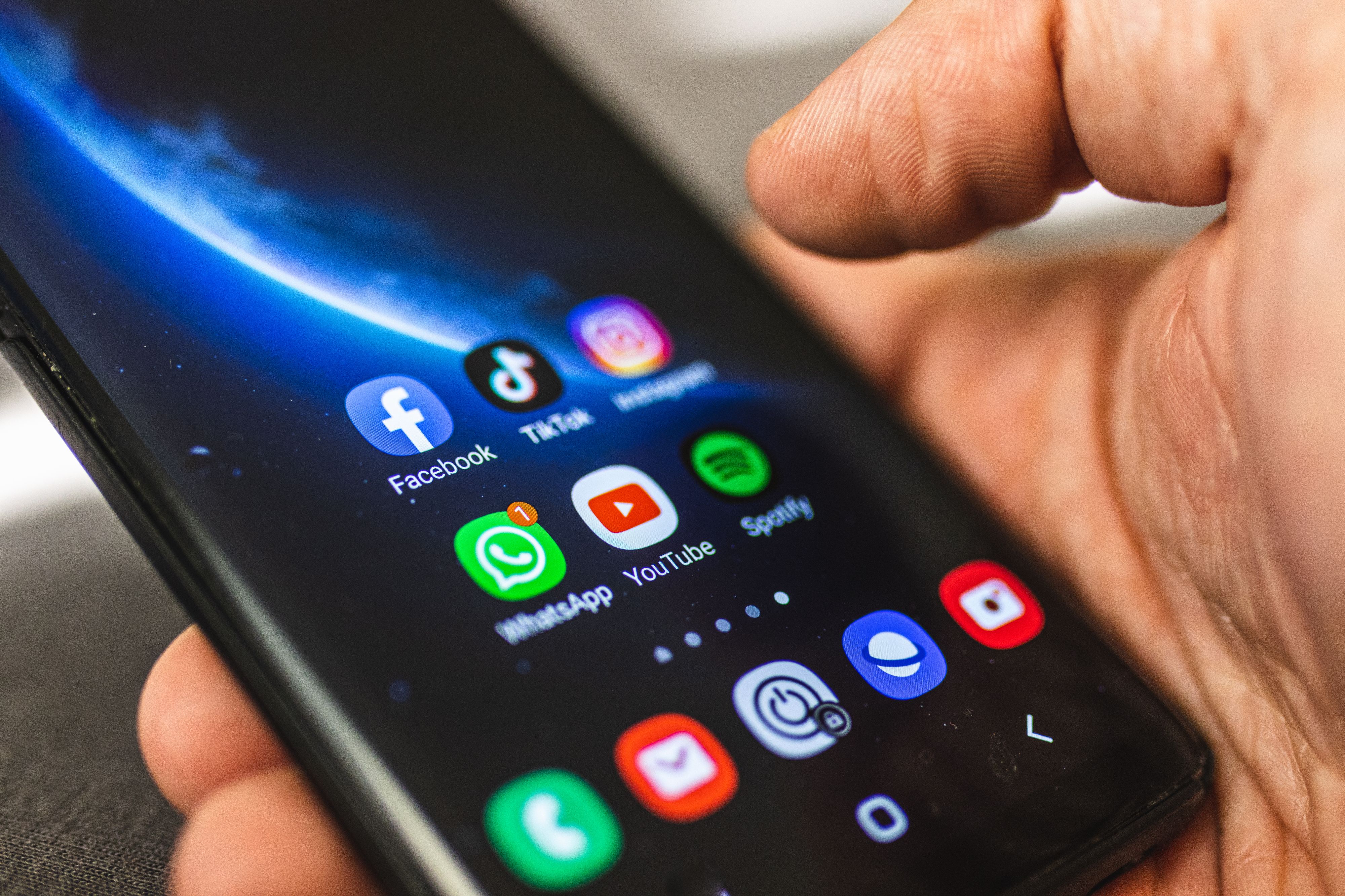 Eine neue Funktion, die bei Whatsapp künftig erhältlich sein soll, heißt Community.