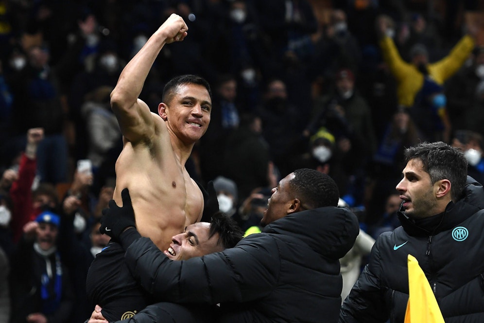 Alexis Sanchez schießt Inter zum Titel.