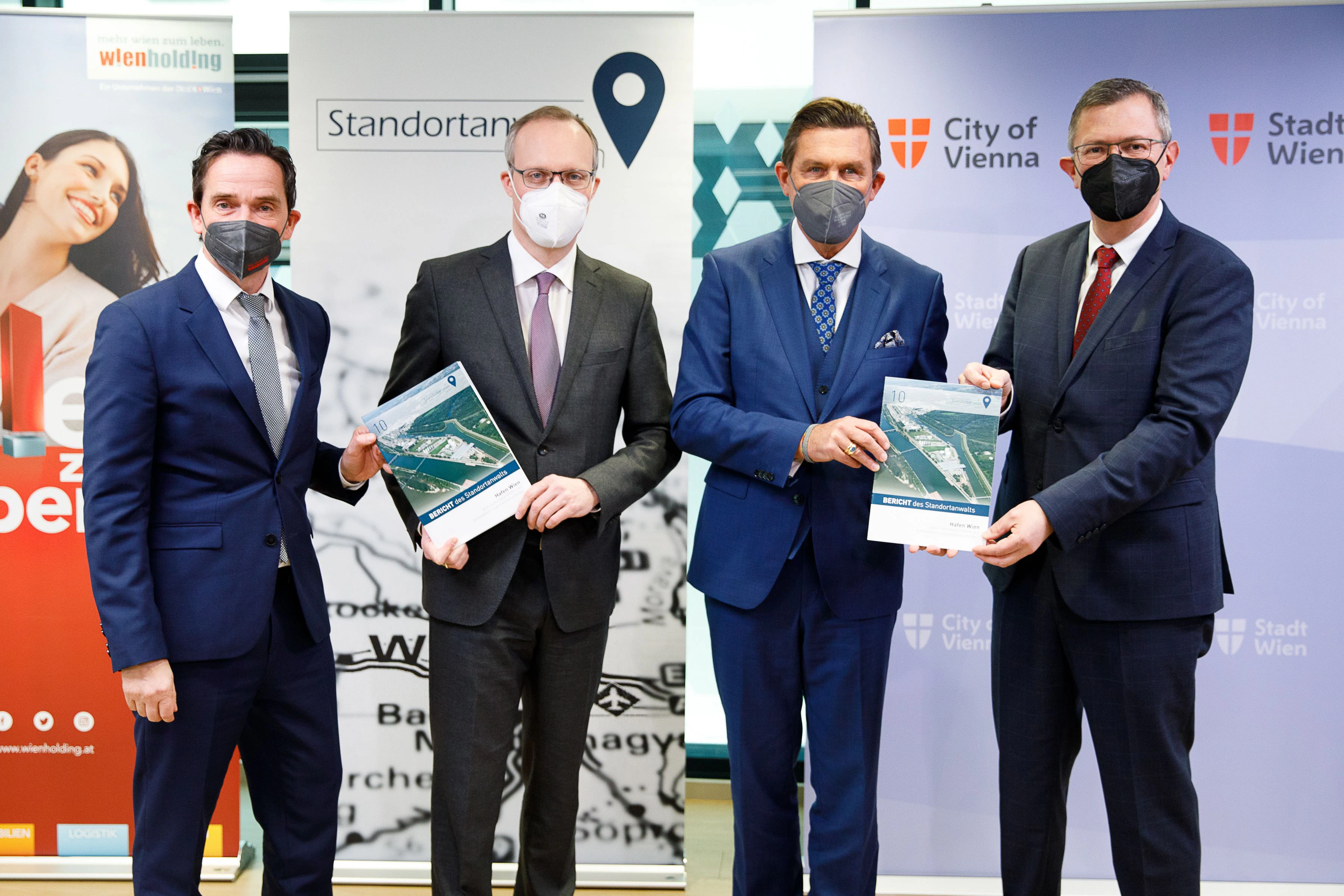 Kurt Gollowitzer (Wien Holding), Alexander Biach (Wiener Standortanwalt), Peter Hanke (Wiener Stadtrat), Fritz Lehr (Hafen Wien) - v.l.n.r