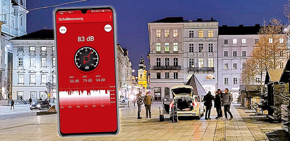 Wir haben mit einer Handy-App nachgemessen: Bis zu 94 Dezibel laut sind die täglichen Impfgegner-Demos in Linz – fast so laut wie eine Kettensäge.