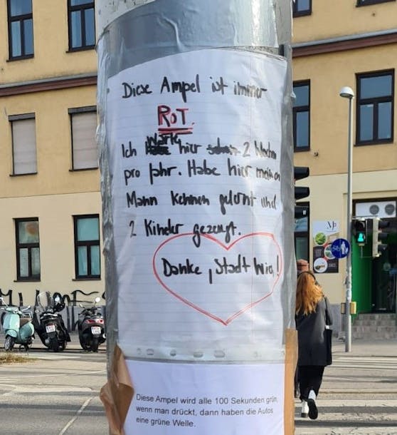 Eine Wienerin bedankt sich herzlichst für die lange Rotampelphase.