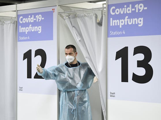 Momentan ist es noch vergleichbar ruhig im Austria Center, das wird sich vermutlich bald ändern.