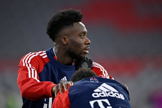 Alphonso Davies hat mit einer Herzmuskelentzündung zu kämpfen.