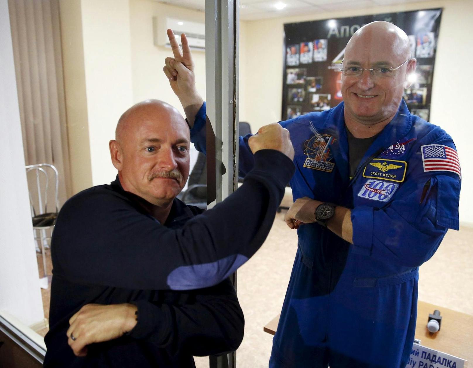 Die Zwillinge Mark (links) und Scott Kelly waren beide Astronauten – und teilen auch ihren Sinn für Humor.