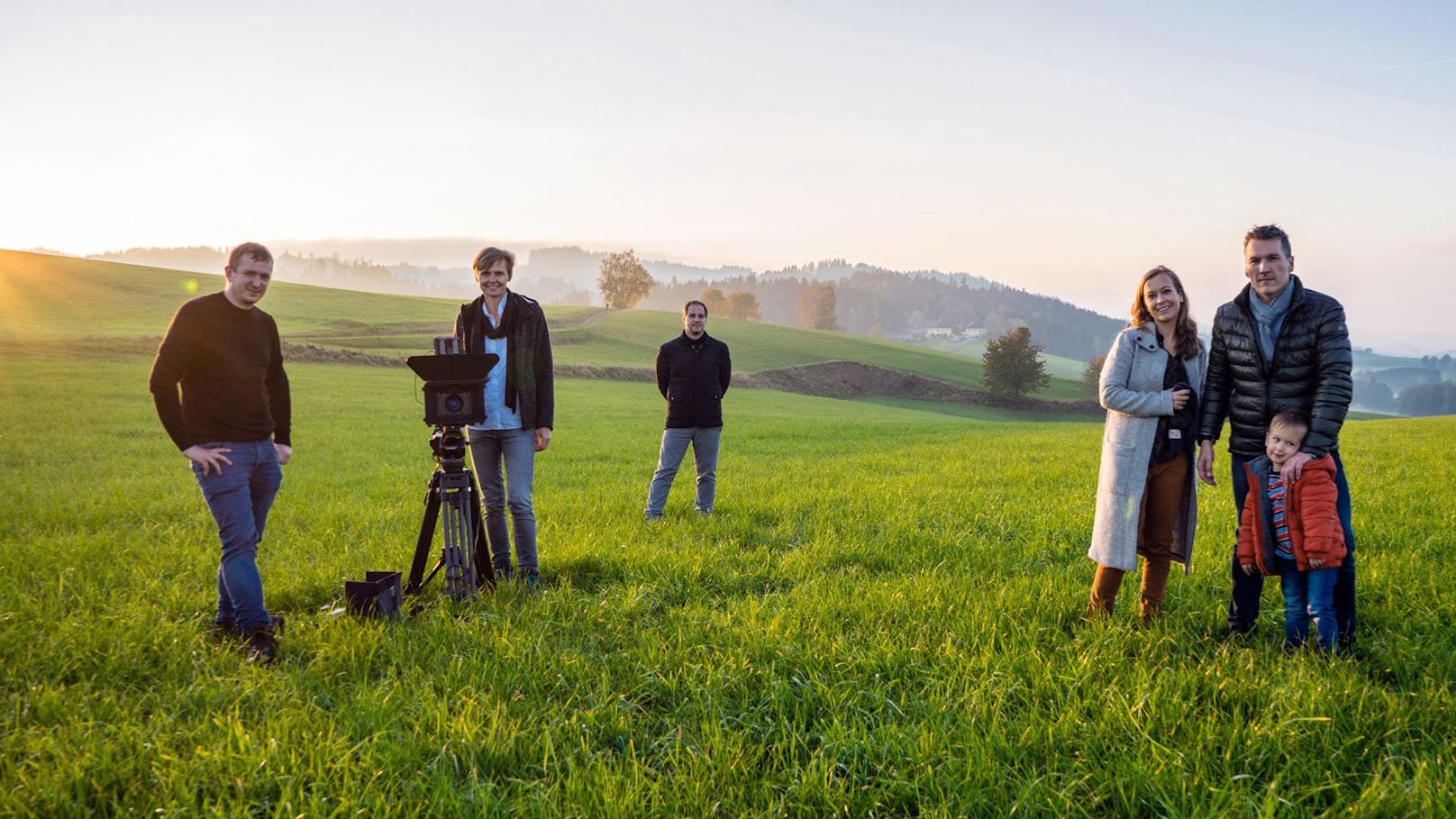 Im ORF kann man die Geschichte jetzt nachgestellt bewundern – mit echten Bildern.