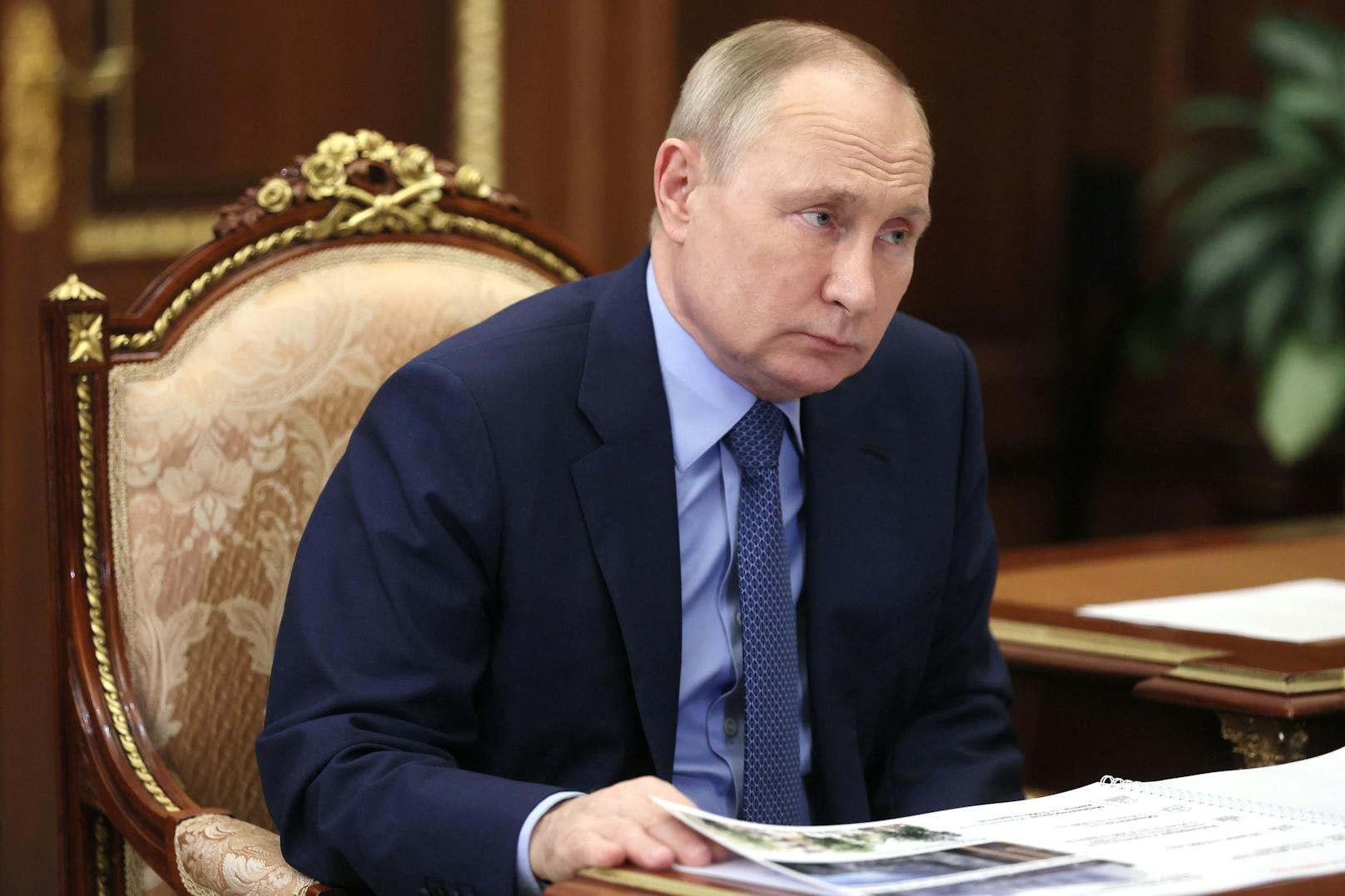 Seit dem jahr 2000 ist Putin mit einer kurzen Unterbrechung (2208-2012) Präsident Russlands - ein Nachfolger ist nicht in Sicht. 