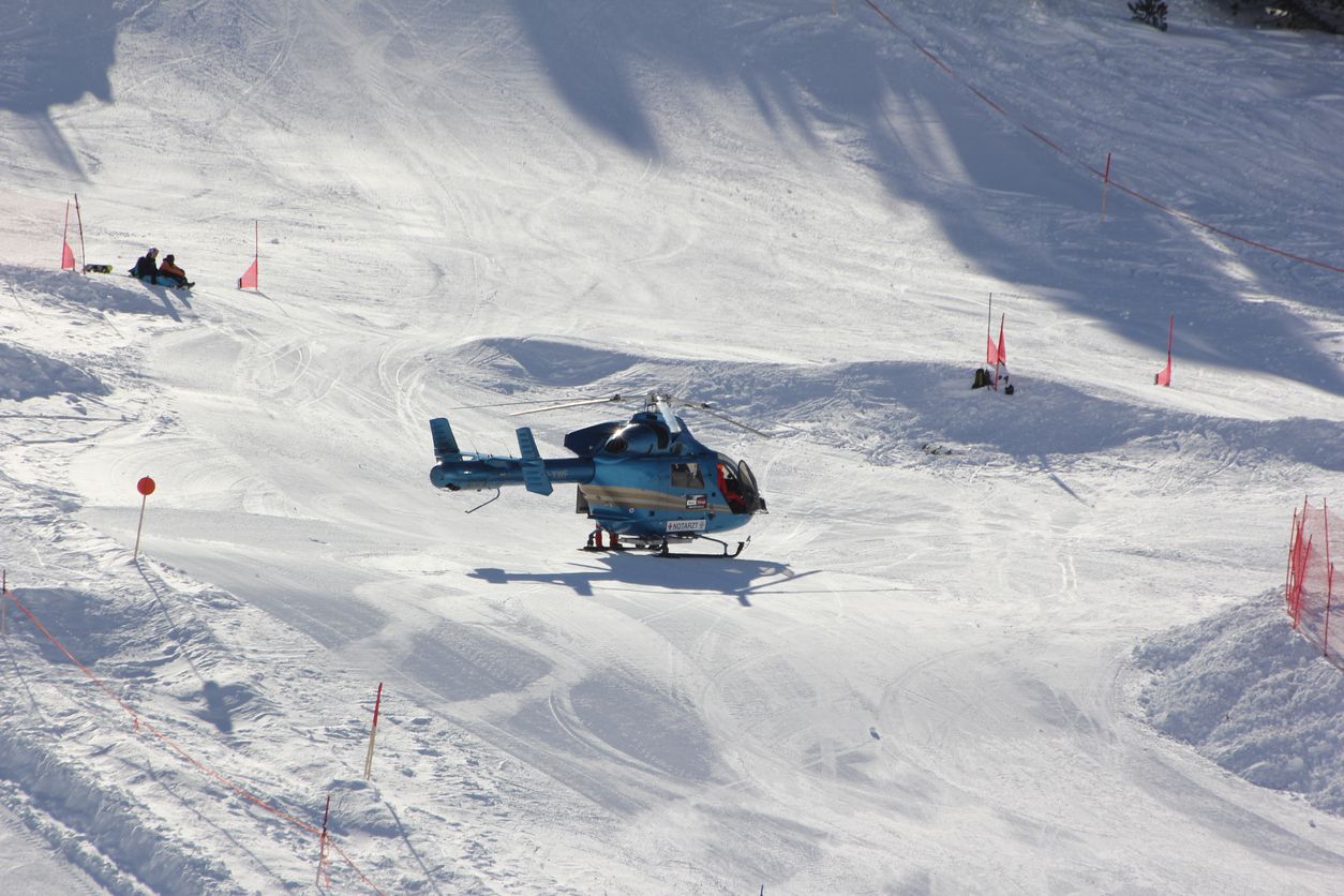 Für den Skifahrer kam jede Hilfe zu spät.