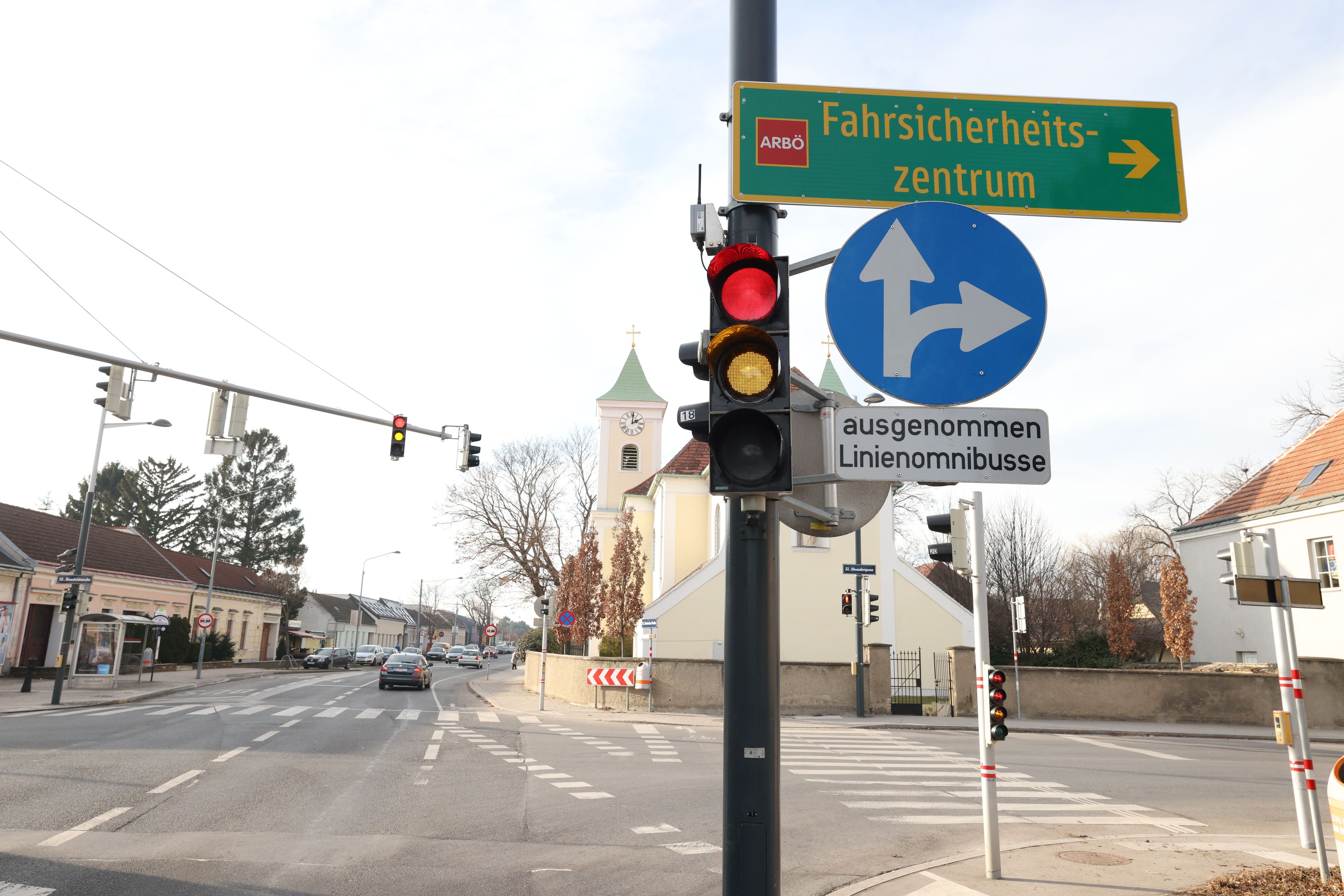In den meisten Bundesländern zeigt die Corona-Ampel wieder eine Mischung aus Rot und Gelb.