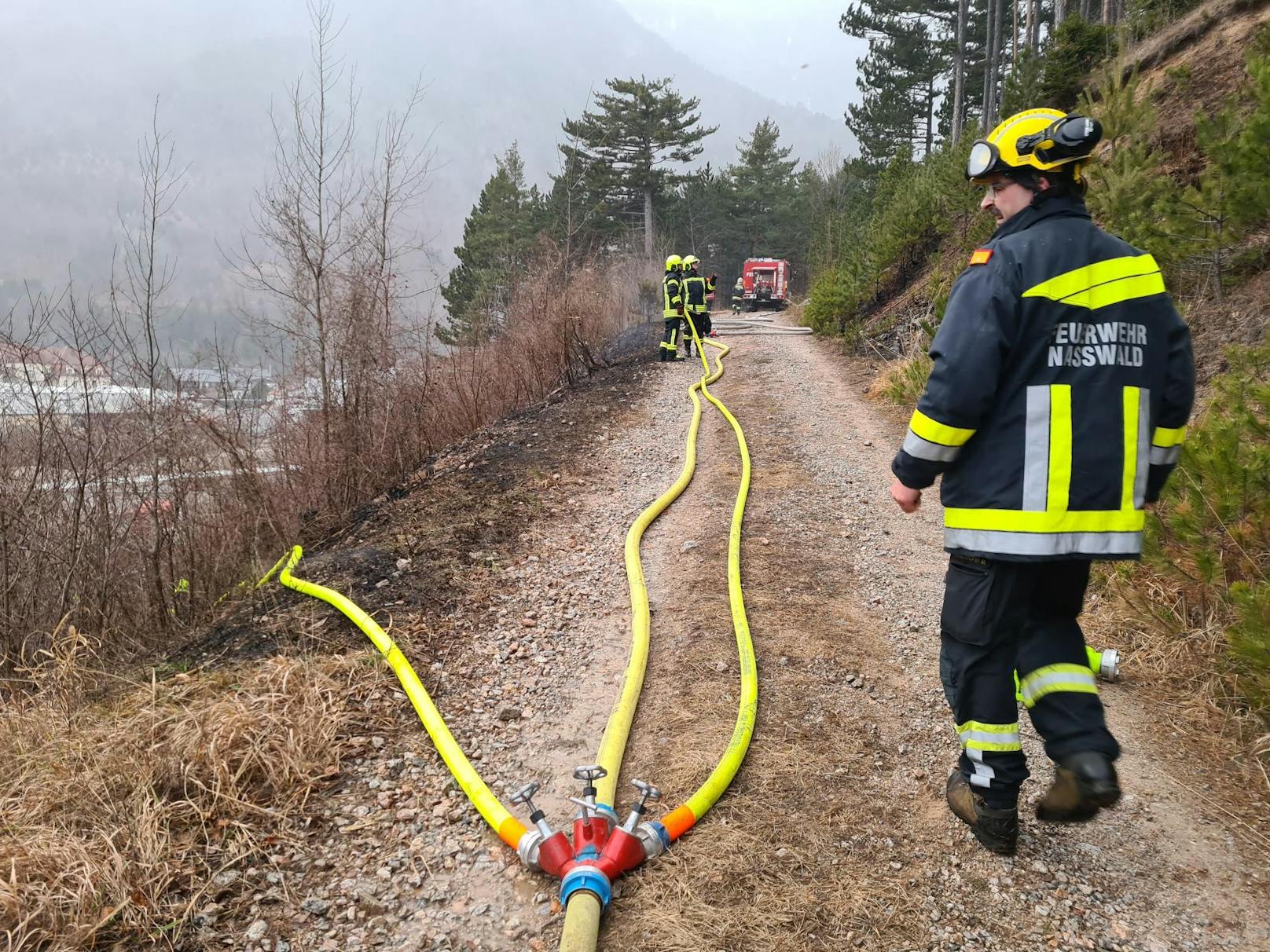 Sturm: Feuerwehreinsatz in Hirschwang