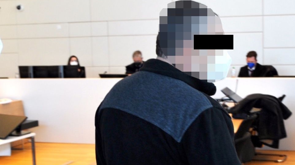 Der angeklagte Schlepper