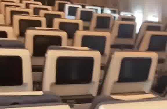 Bei seinem Flug von London nach Orlando erlebte Kai Forsyth eine besondere Überraschung.