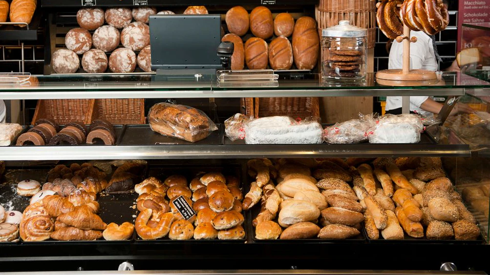 Der Vorfall ereignete sich in einer Bäckerei in Deutschland.