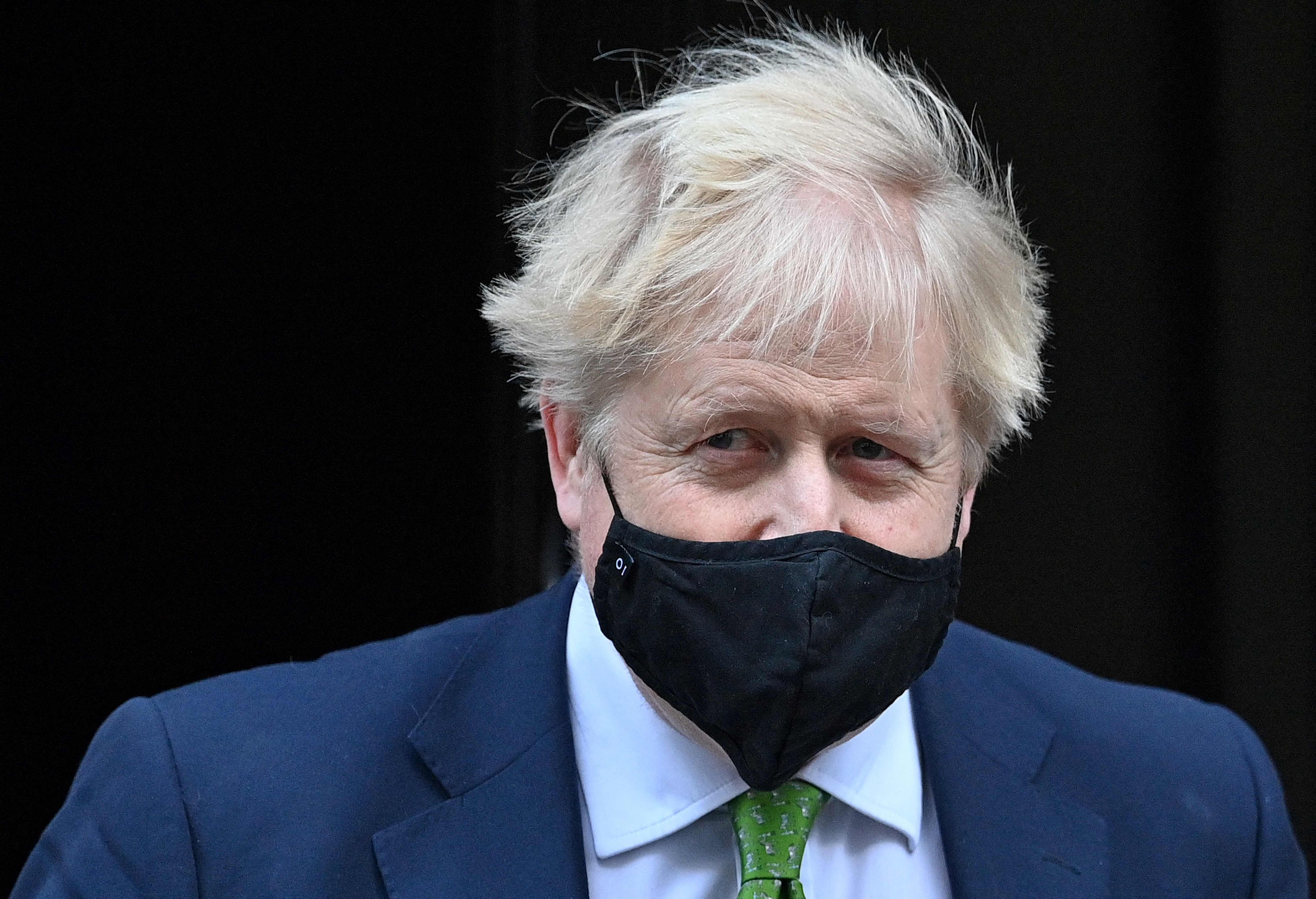 Die jüngste Tochter des britischen Premiers hat sich mit dem Coronavirus angesteckt.