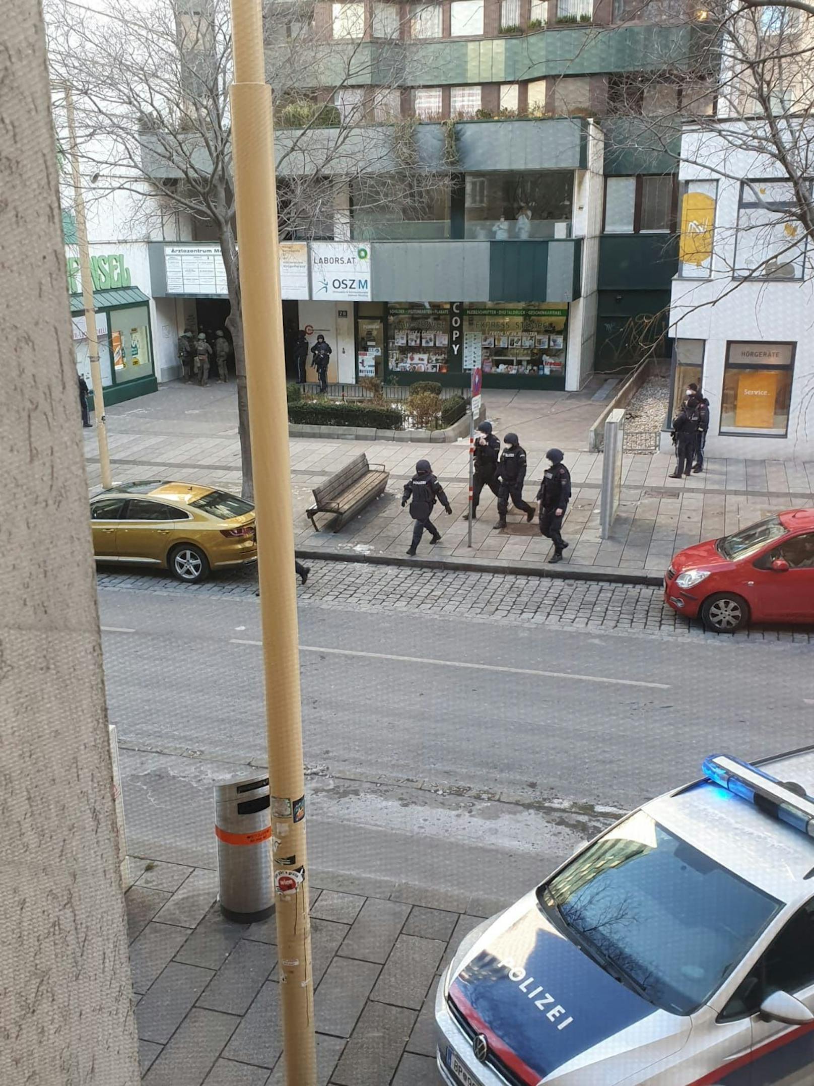 Polizei-Einsatz in der Meidlinger Hauptstraße (Wien-Meidling)