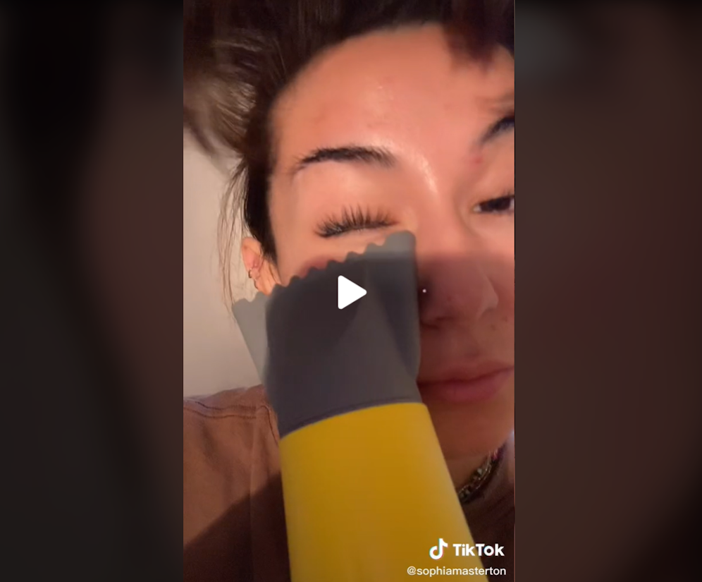 Finger weg von diesem TikTok-Hack, wenn du keine Schmerzen und Infektionen an deinen Augen riskieren möchtest.