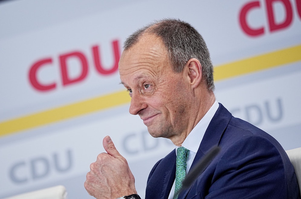 Siegerlächeln: Der 66-jährige Friedrich Merz wurde am Samstag zum neuen Vorsitzenden der deutschen Christdemokraten gewählt.&nbsp;