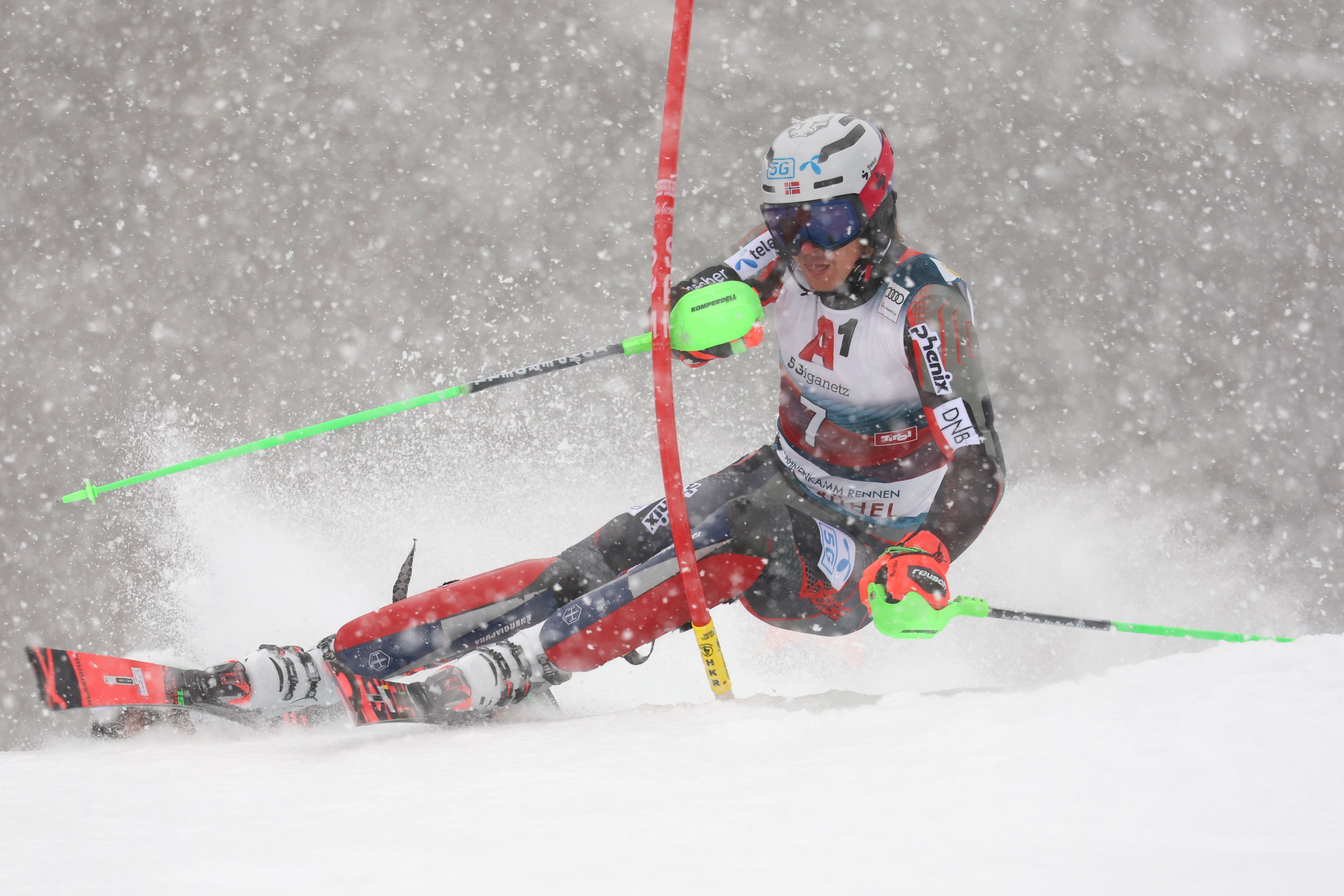 Henrik Kristoffersen war mit Lauf eins alles andere als zufrieden. 