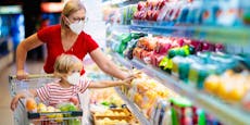 Schock-Angebot in Supermarkt – Frau ruft sofort Polizei