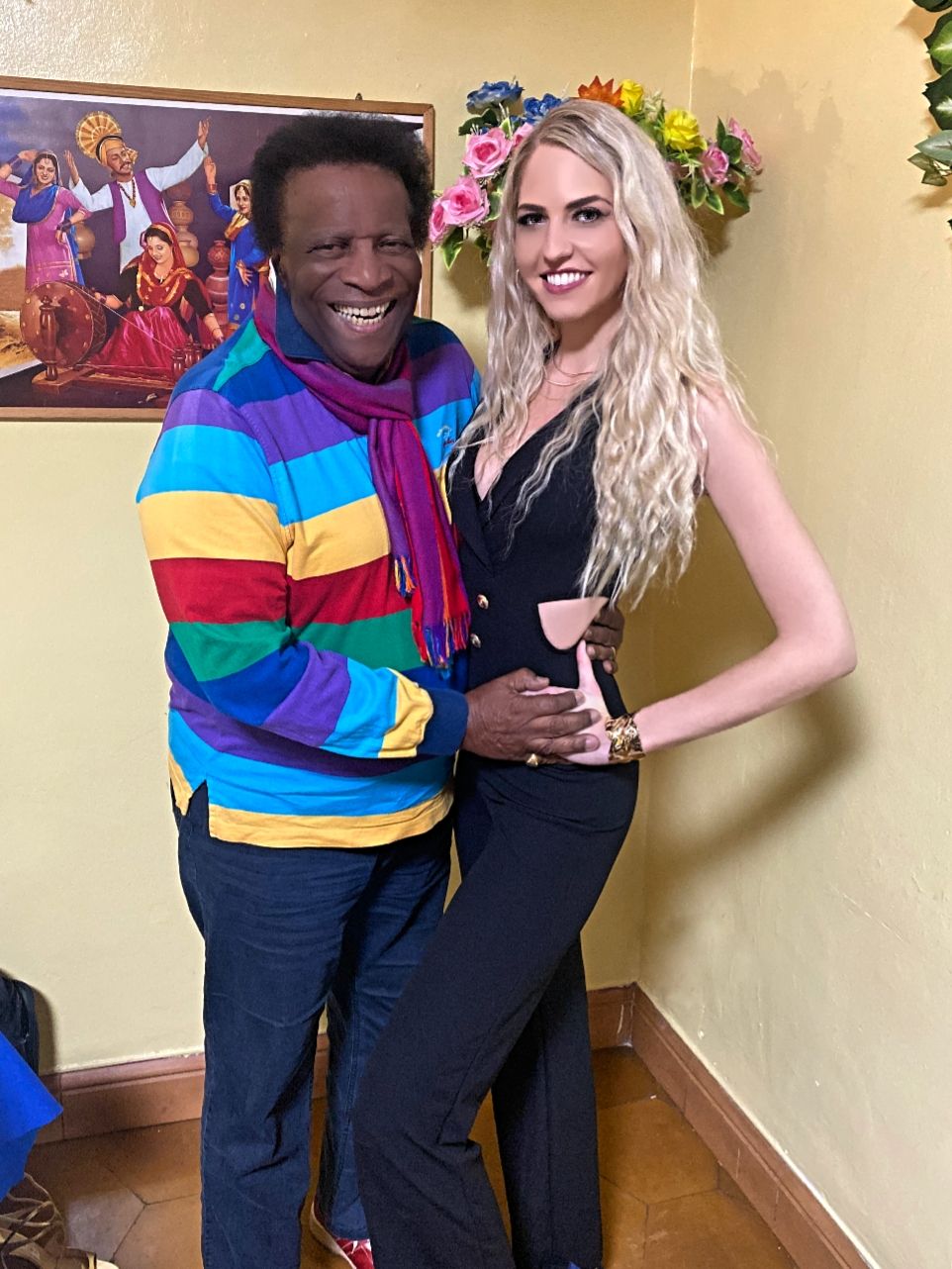 Nach seinem Schreck spielt Sänger Roberto Blanco (84) selbst mit.