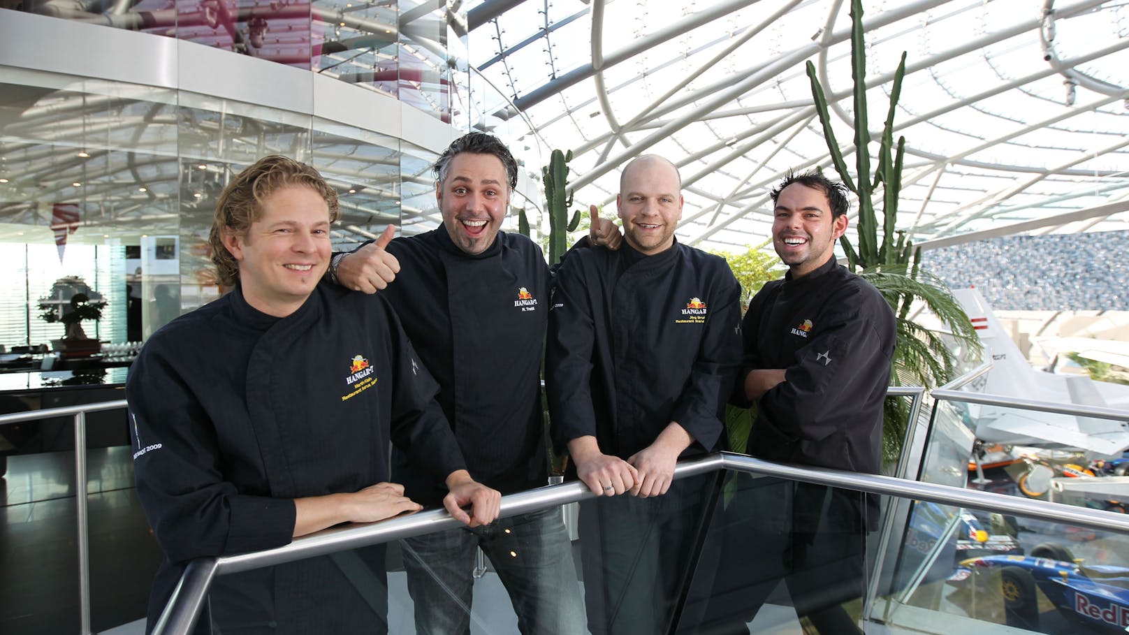 Patron Roland Trettl mit seinen Kochkollegen Jörg Bruch, Martin
Klein und Thommy Damanic, 2011.