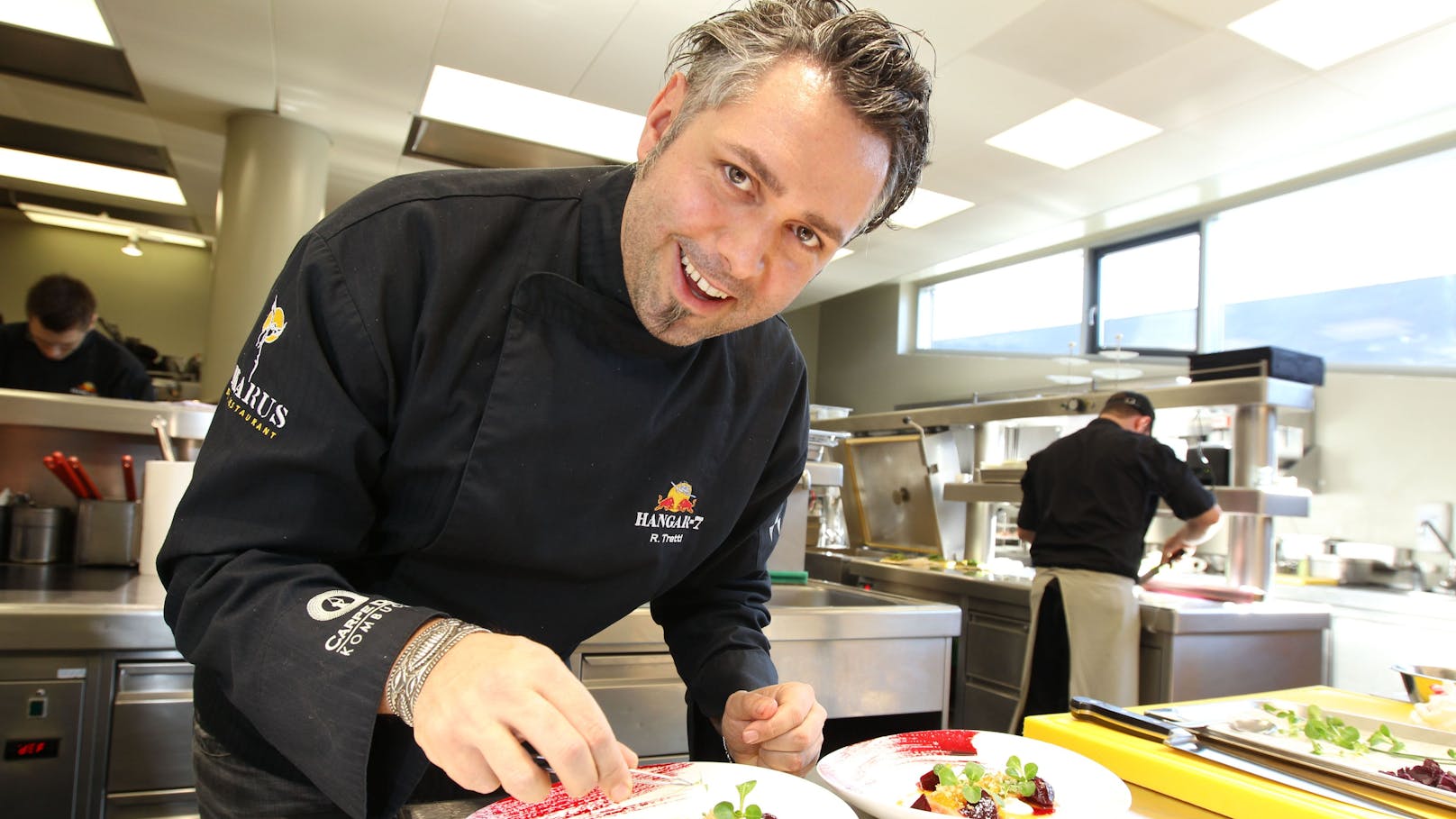 Roland Trettl beim Kochen im&nbsp;Ikarus 2011.