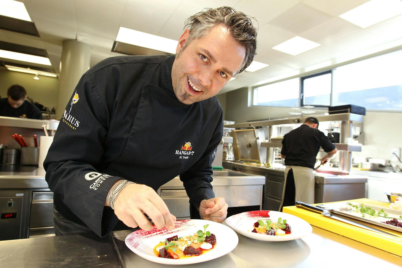 Roland Trettl beim Kochen im&nbsp;Ikarus 2011.