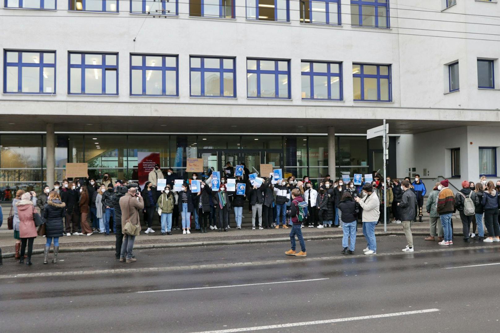 Wie hier an der Hamerlingschule in Linz vergangene Woche soll es nun einen Großstreik geben.