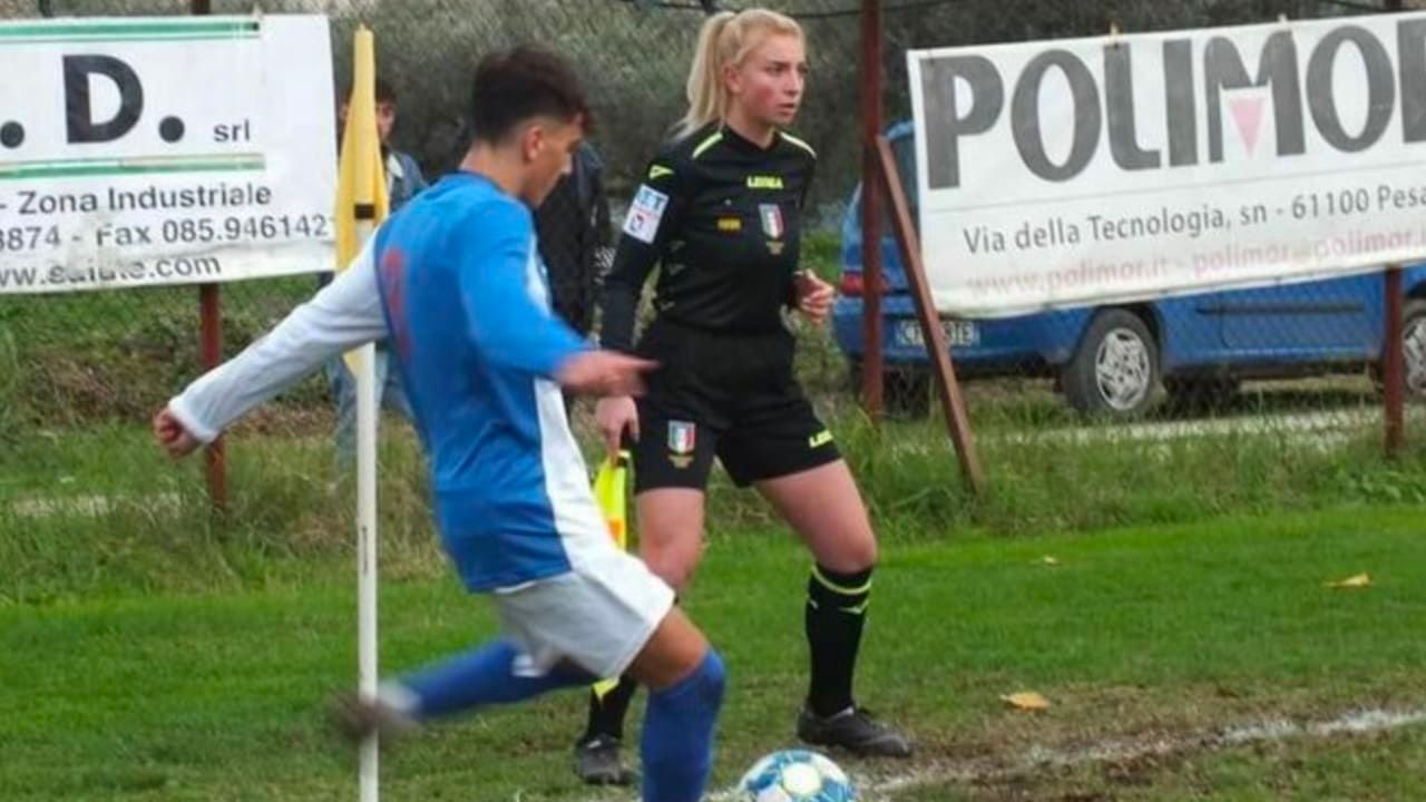 Eigentlich ist Diana Di Meo Schiedsrichterin.