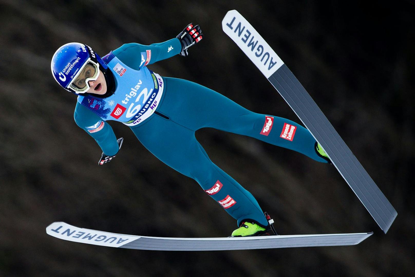 Skispringen: Eva Pinkelnig