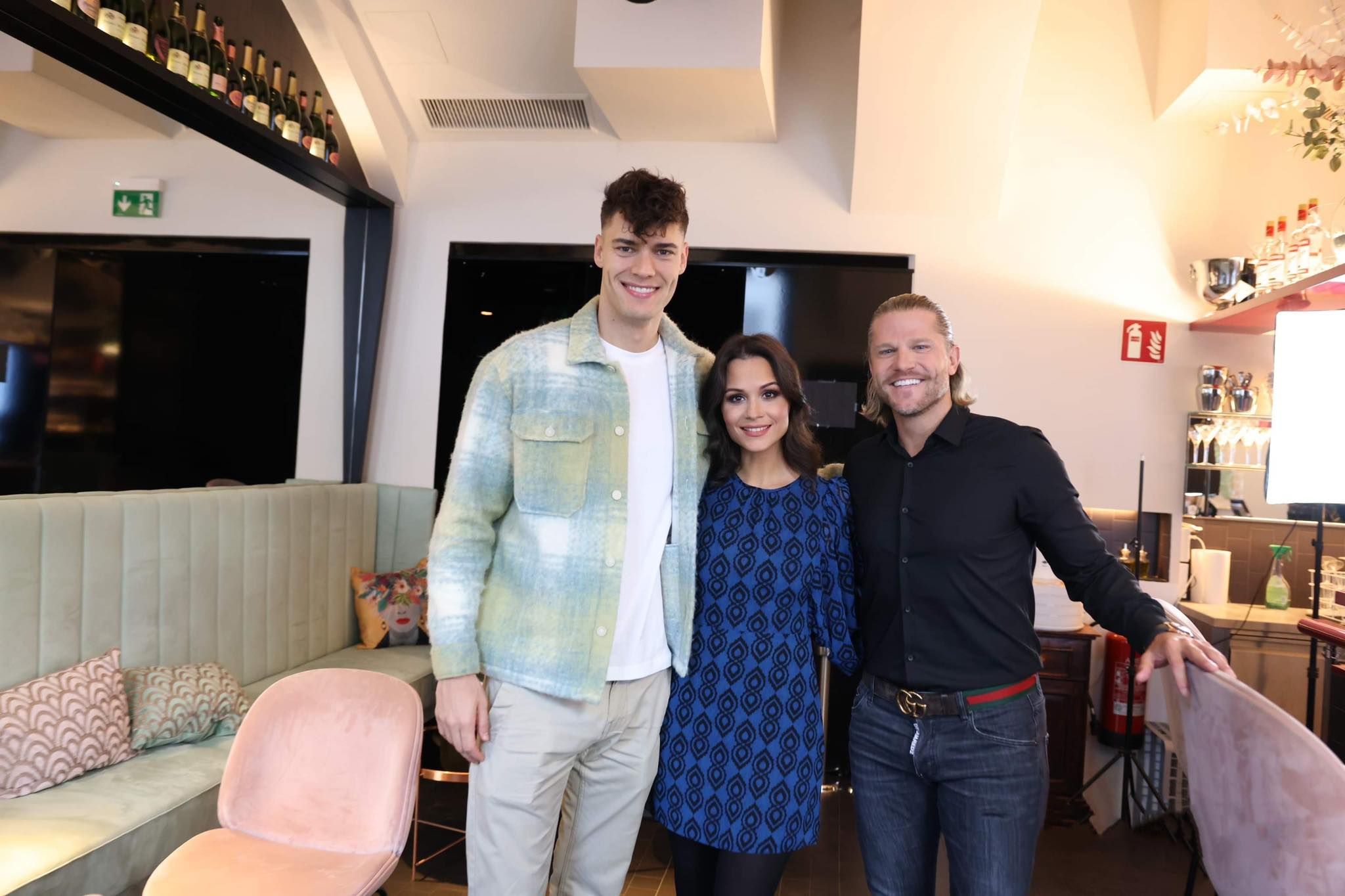 Miro Slavov und Paul Janke besuchten Romina Colerus in der Wiener Stadtbar 