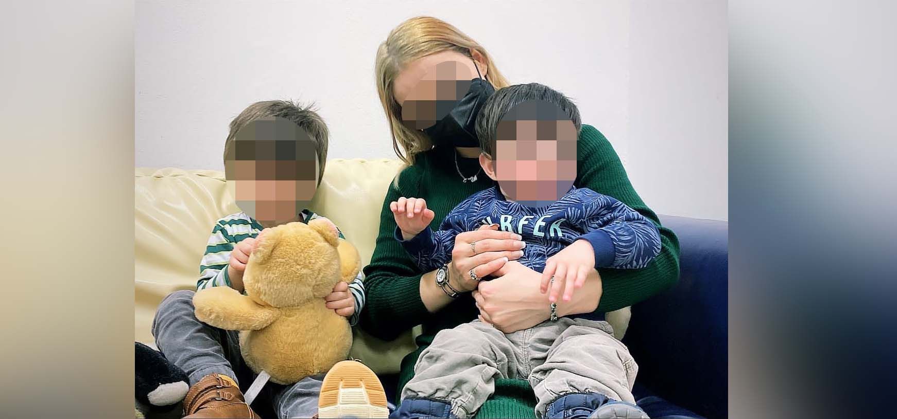 Janina M. (Name geändert) mit ihren beiden Kindern