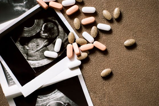 Es gibt verschiedene Möglichkeiten, eine Schwangerschaft abzubrechen – je nachdem, wie weit sie fortgeschritten ist.