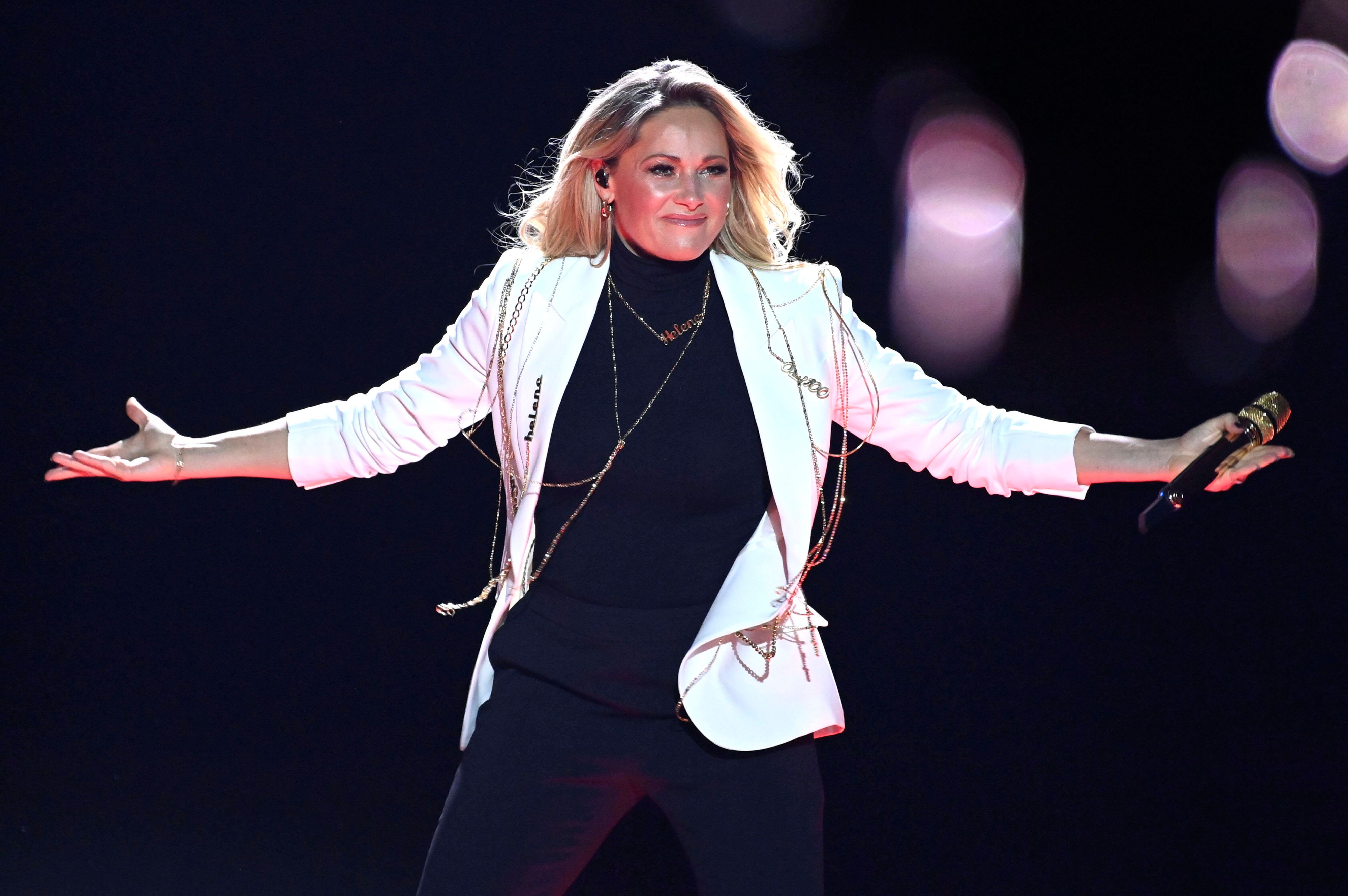 Schlagerqueen Helene Fischer fühlt sich von einem Pensionisten belästigt.