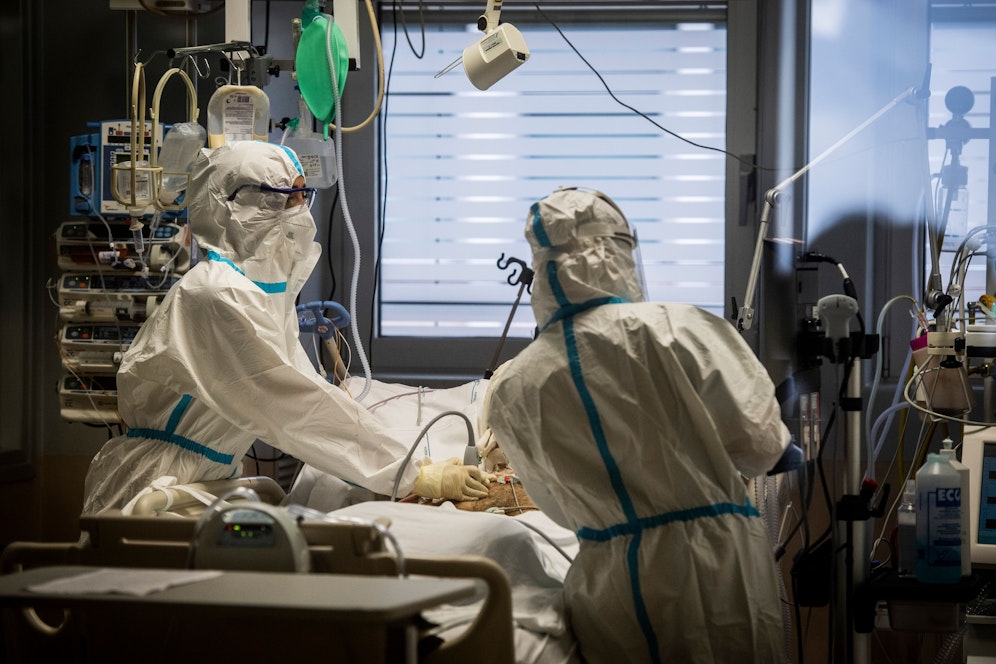 Rund 80 Corona-Patienten werden auf Intensivstationen behandelt.