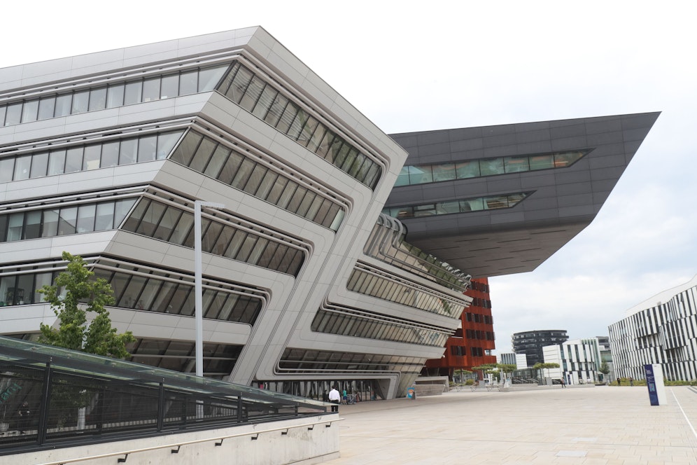 Die Wirtschaftsuniversität Wien ist die erste Hochschule Österreichs, an der Ungeimpfte keinen Zutritt mehr erhalten.