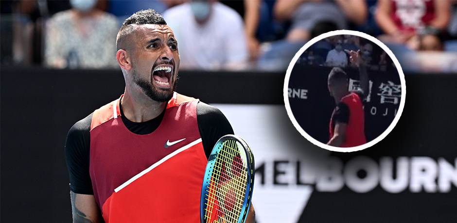 Nick Kyrgios streckt den Mittelfinger ins Publikum. 