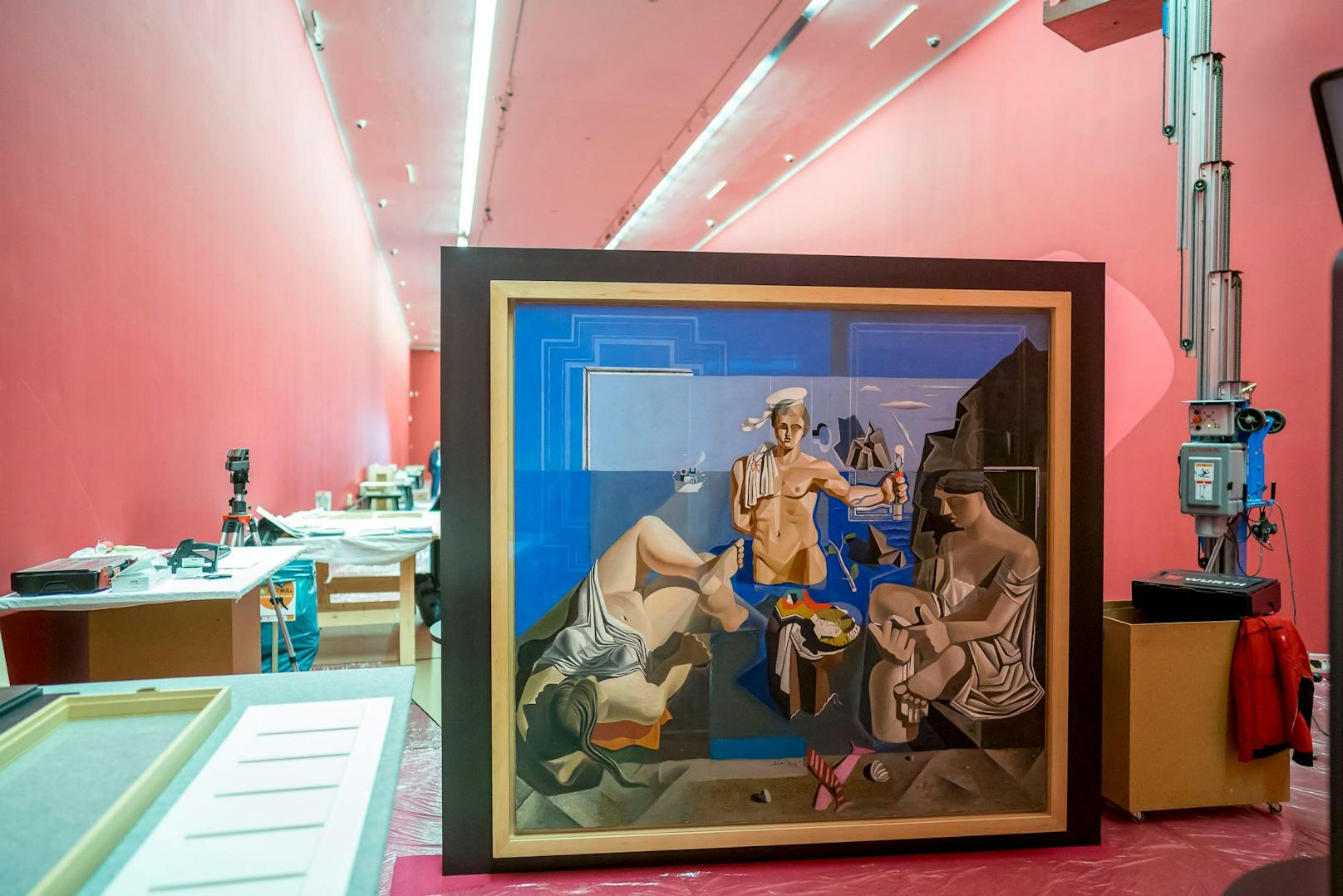 <em>"Heute"</em> war bei den Aufbauarbeiten zu "Dalí – Freud. Eine Obsession" dabei. Die Ausstellung eröffnet heute im Unteren Belvedere.