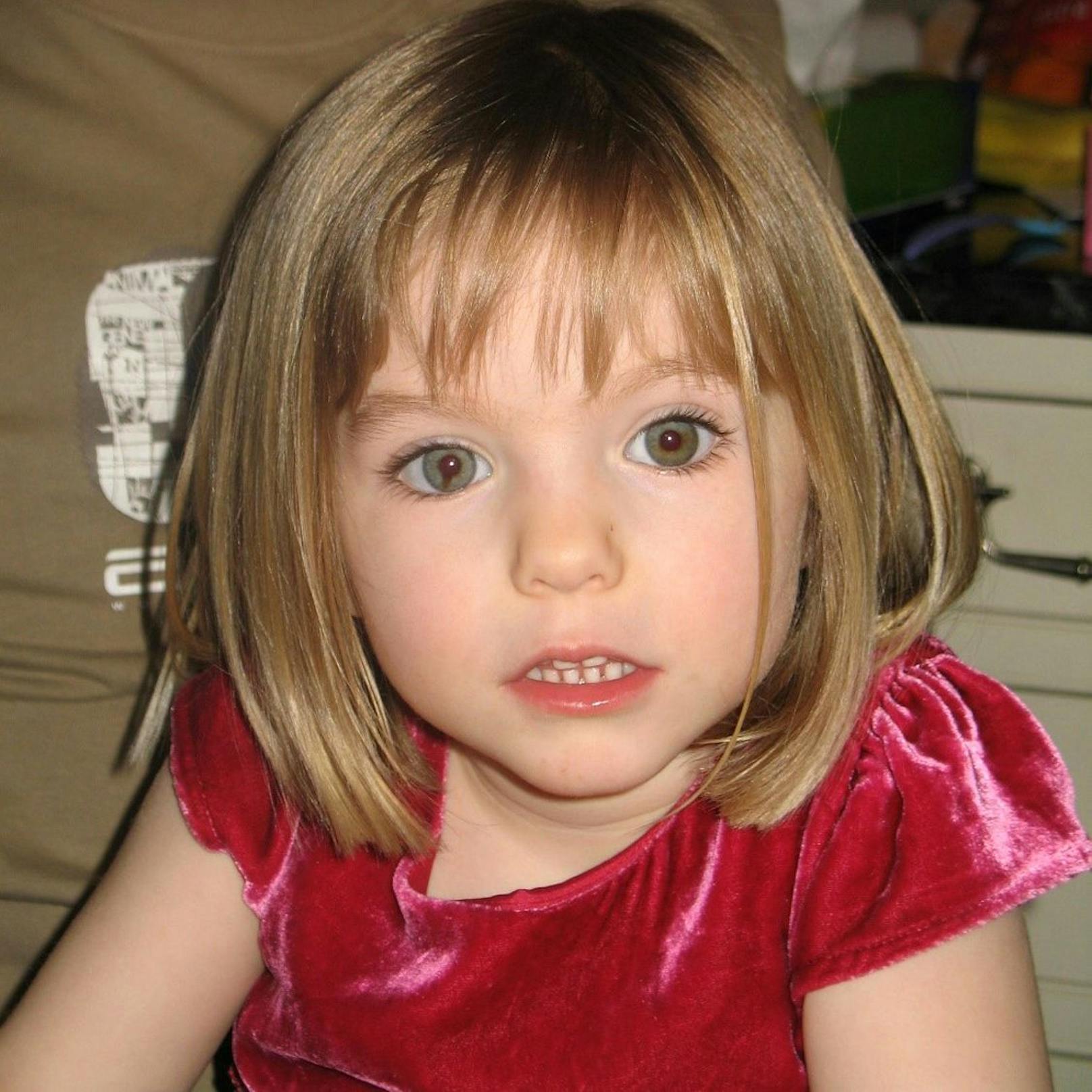 Maddie, eigentlich&nbsp;Madeleine, verschwand am 3. Mai 2007, kurz vor ihrem 4. Geburtstag, aus einer Ferienanlage in Praia da Luz, Portugal.