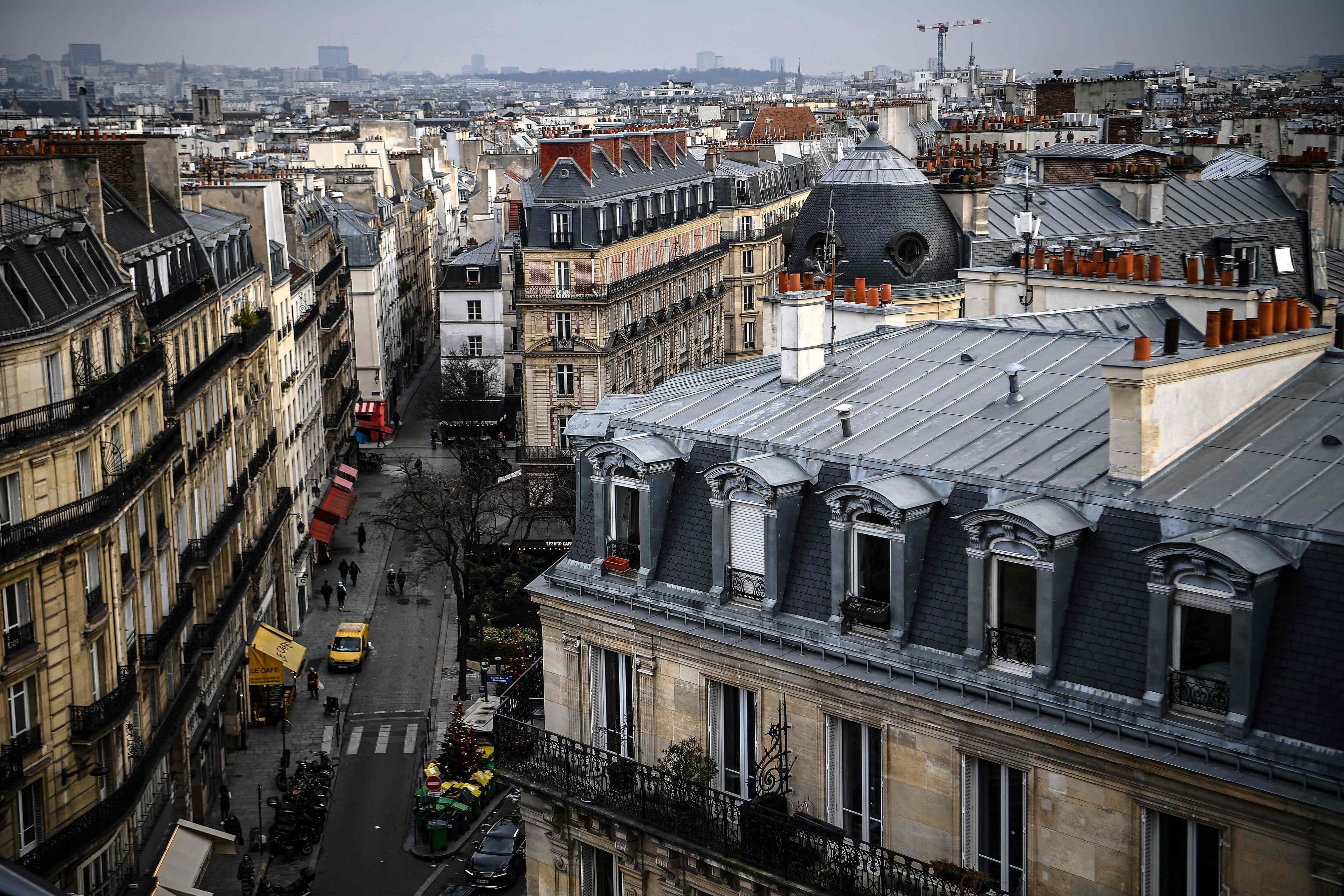 Fotograf René Robert erfror mitten in Paris, nachdem er nach einem Sturz nicht wieder aus eigener Kraft aufstehen konnte. (Symbolbild)