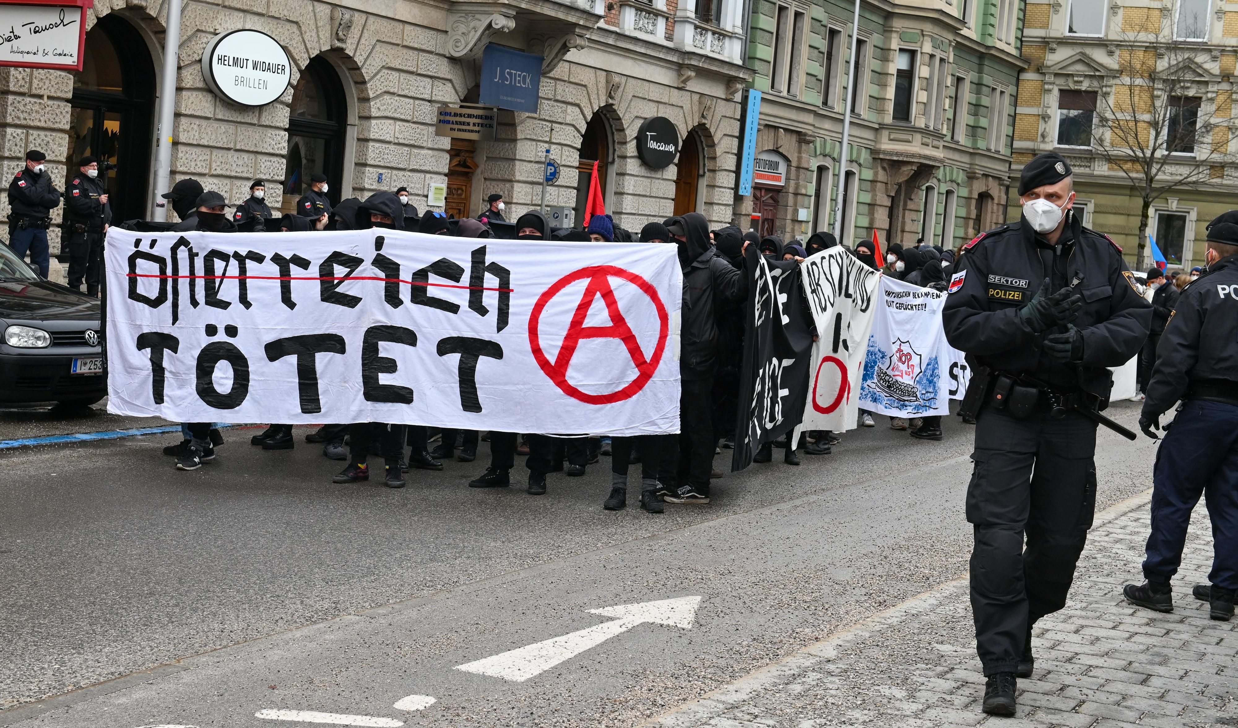 Die Innsbrucker Demo sorgte landesweit für Schlagzeilen.