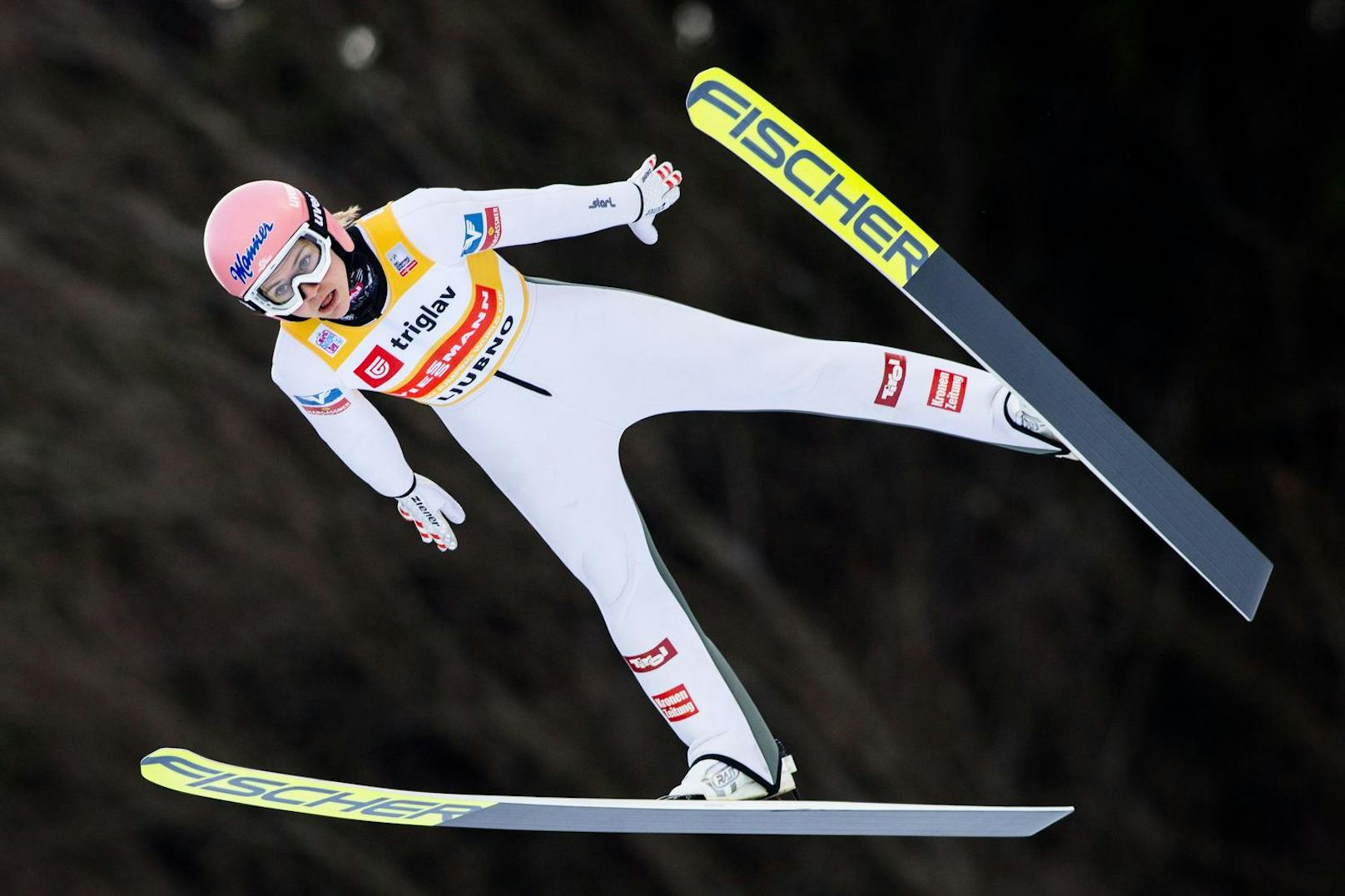 Der Mixed-Teambewerb der Skispringer ist ein heißer Tipp auf Edelmetall. Sara Marita Kramer und Co. treten am Montag (7.2.) zwischen 12.45 und 14.45 Uhr an.