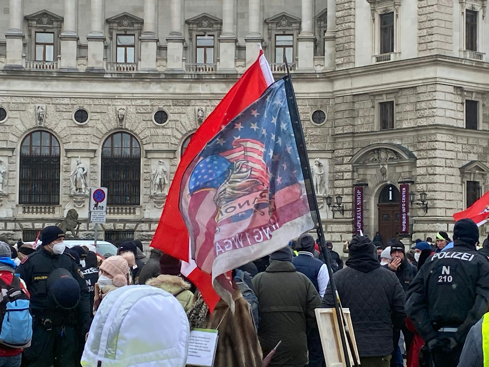 Corona-Demo in Wien – Polizei mit Großaufgebot im Einsatz