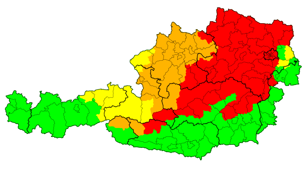 Warnstufe ROT in weiten Landesteilen: der Ausläufer eines Sturmtiefs trifft in der Nacht auf Sonntag auf Österreich.
