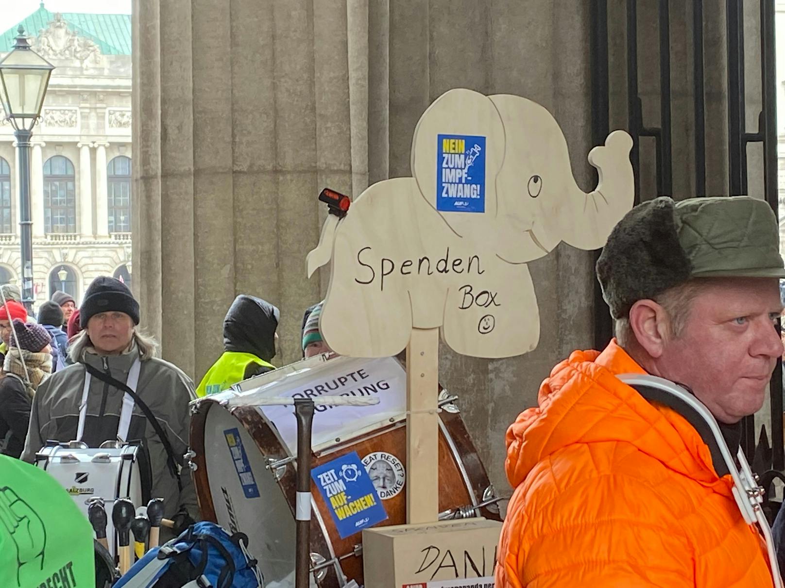 Corona-Demo in Wien – Polizei mit Großaufgebot im Einsatz