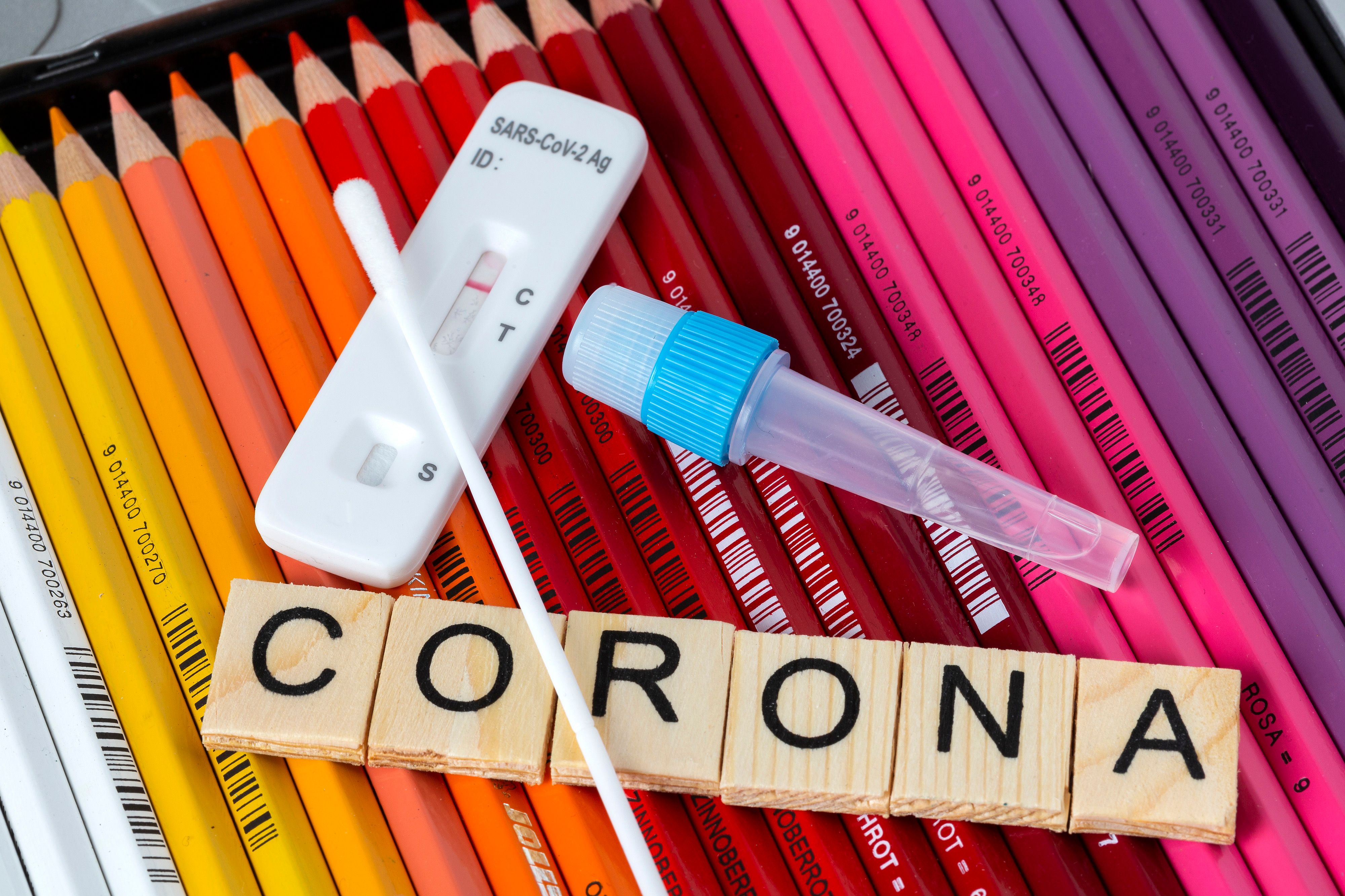 Immer mehr Schulen sind von Corona-Clustern betroffen. 