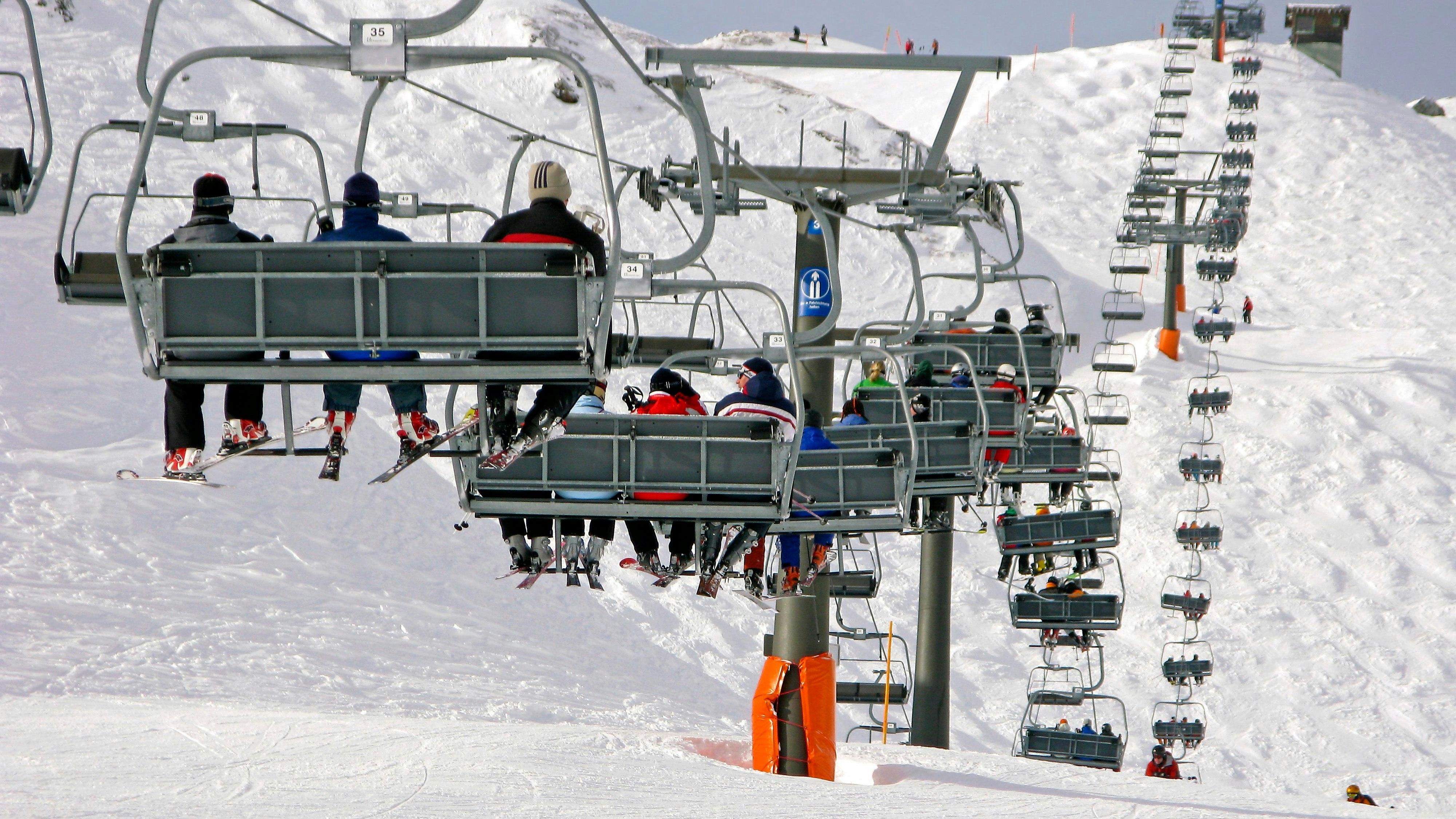 Download von www.picturedesk.com am 30.01.2022 (16:42).  Liftanlage auf den Seekarspitz in Obertauern im Bundesland Salzburg, Österreich, Europa - 20080104_PD2081 - Rechteinfo: Royalty Free (RF)