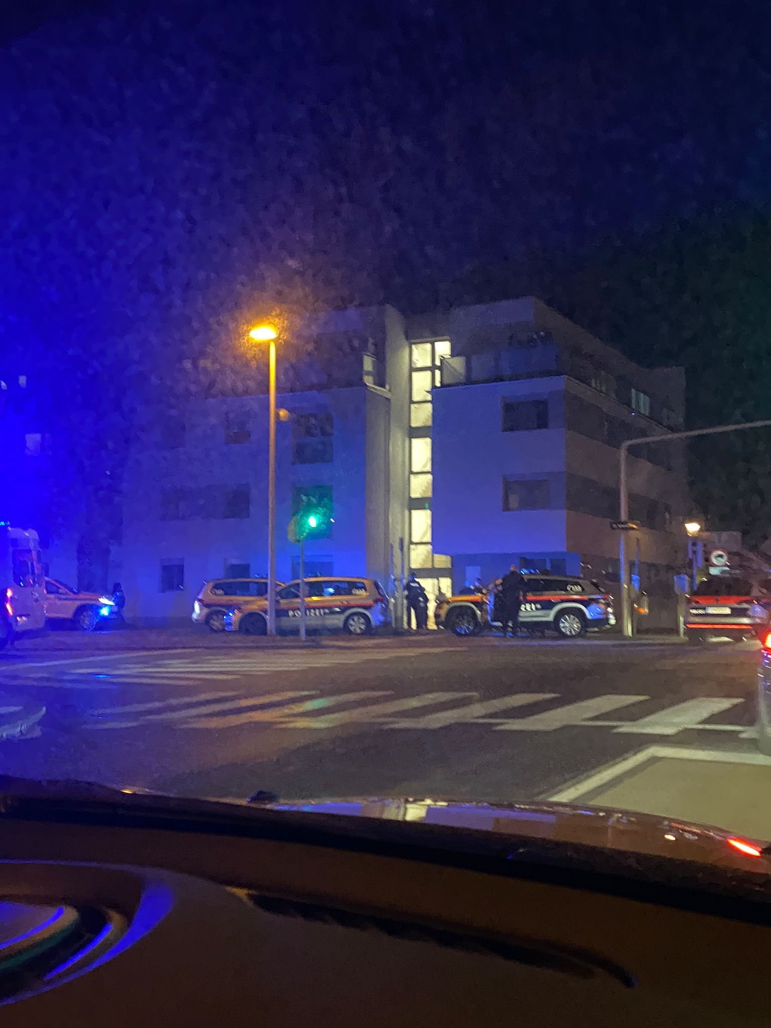 Großer Polizei-Einsatz beim Leopoldauerplatz (Wien-Floridsdorf)
