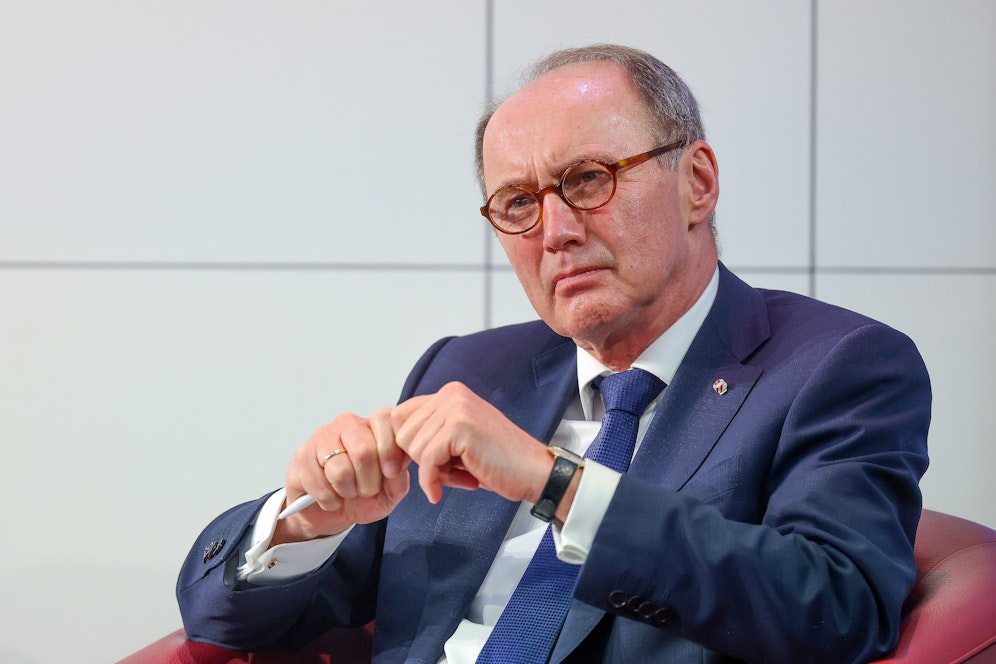 Othmar Karas übt scharfe Kritik an den jüngsten Entwicklungen in der Demokratie. 