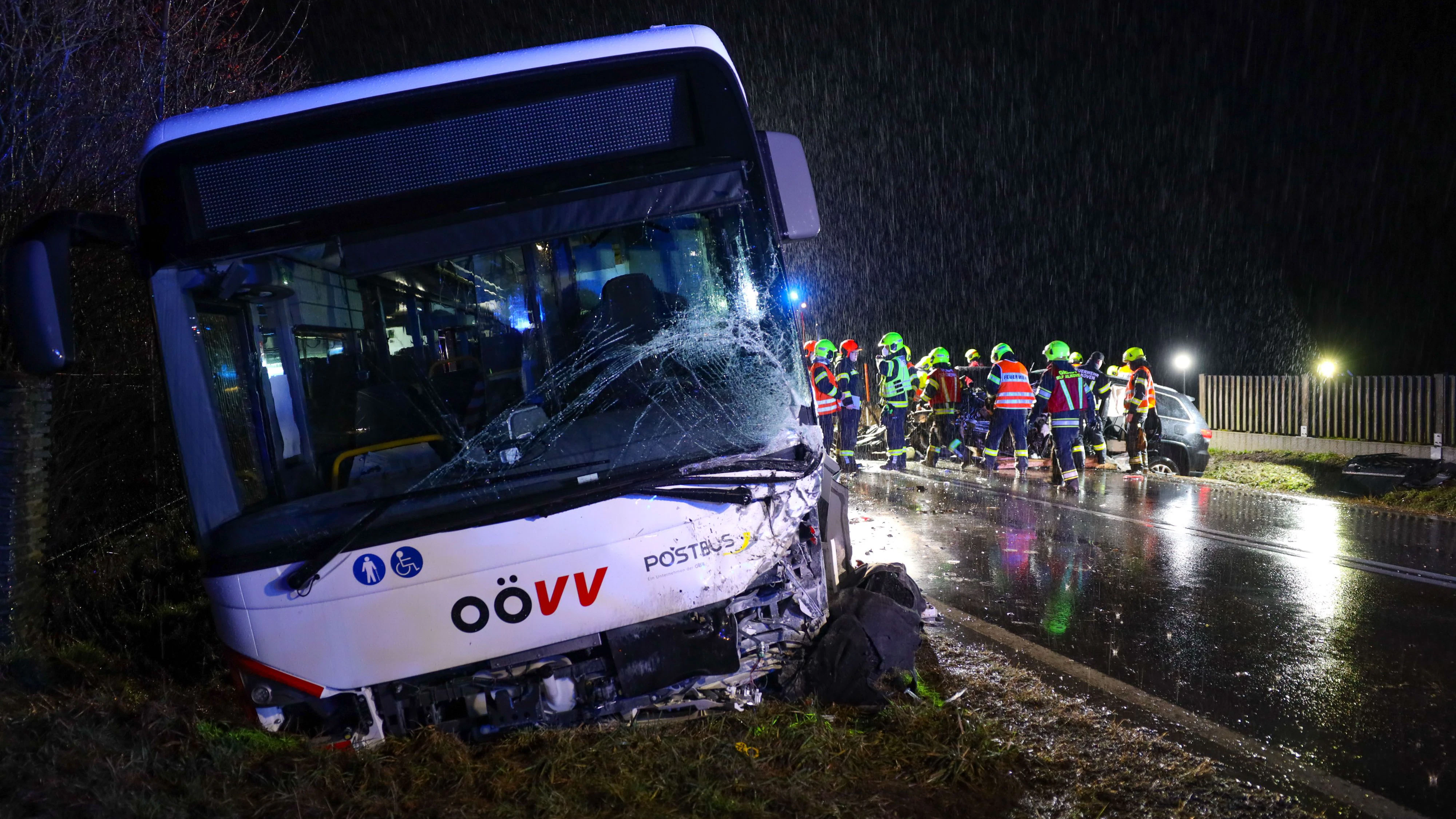 Verkehrsunfall Linienbus