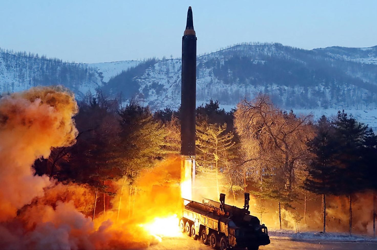 Der Blick von der Rakete aus in Richtung Erde auf die Halbinsel Nordkoreas.